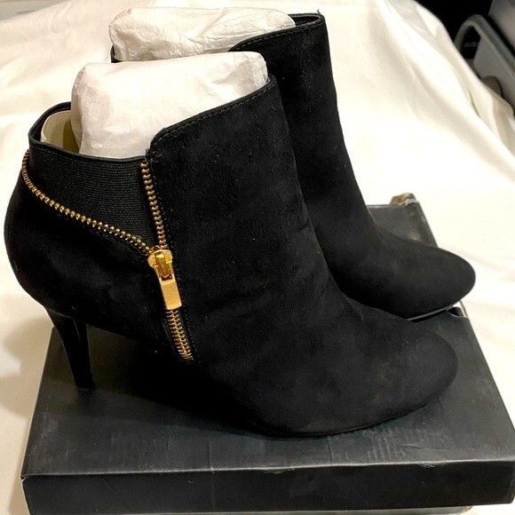 Ellen Tracy Arika Ankle Boot-Size 10 - Picture 3 of 15
